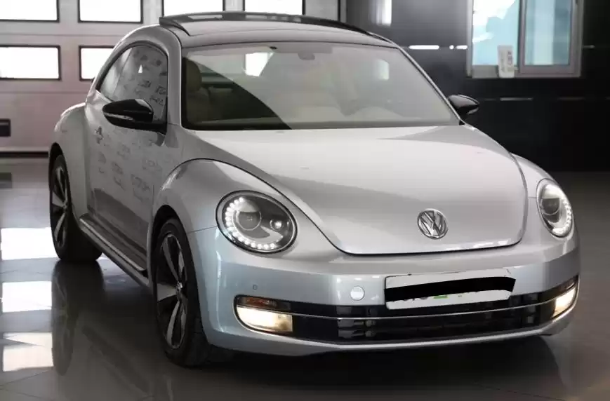 Gebraucht Volkswagen Beetle Zu vermieten in Riad #21248 - 1  image 